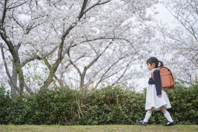 登下校の見守り