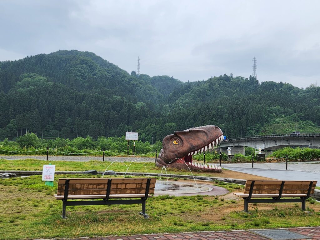 道の駅 恐竜渓谷かつやま 水遊び